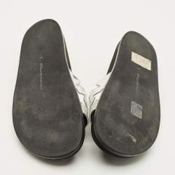 مملوكة مسبقًا Stella McCartney Size 41 Silver/White Faux Leather Star Flat Slides