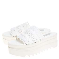 Pre Owned حذاء سلايدز ستيلا ماكرتني نعل سميك جلد صناعي بروكيد قصه دانتيل أبيض مقاس 39