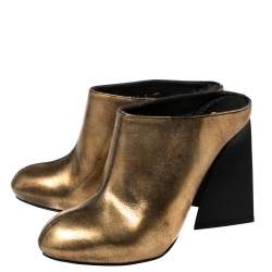 Pre Owned صندل سلايد ستيلا مكارتني فانيسا جلد صناعي ذهبي مقاس 36