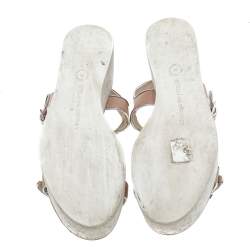 مملوكة مسبقًا Stella McCartney Beige Faux Leather Geena Marble Wedge Platform Sandals Size 36