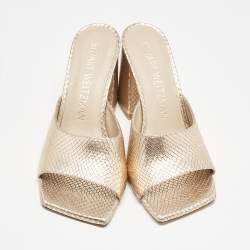 Stuart Weitzman Gold Snakeskin Embossed Leather Slide Sandals Size 38.5