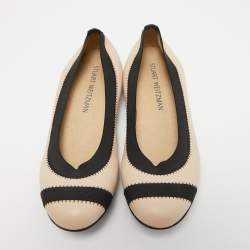 Stuart Weitzman Beige/Black Leather Scrunch Ballet Flats Size 36.5