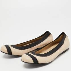 Stuart Weitzman Beige/Black Leather Scrunch Ballet Flats Size 36.5