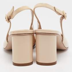 مملوكة مسبقًا Stuart Weitzman Cream Patent Leather Coretta Pumps Size 38