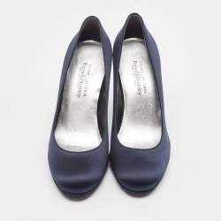 Stuart Weitzman Navy Blue Satin Round Toe Platform Pumps Size 38