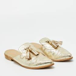 Pre Owned Stuart Weitzman Gold Texture Leather Tassel Pointed Toe Flat Mules Size 39.5