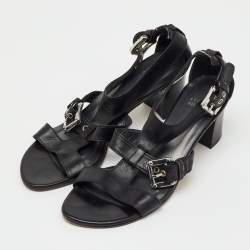 Pre Owned Stuart Weitzman Black Leather Buckle Detail Sandals Size 39
