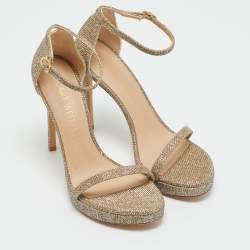 مملوكة مسبقًا صندل بكاحل ستيوارت وايتزمان نوديست قماش لوريكس معدني ذهبي مقاس 39.5