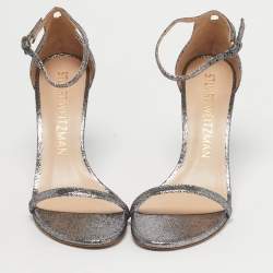 مملوكة مسبقًا Stuart Weitzman Nudistsong Size 38.5 Silver Leather Ankle Strap Sandals