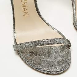 مملوكة مسبقًا Stuart Weitzman Nudistsong Size 37 Silver Texture Suede Ankle Strap Sandals
