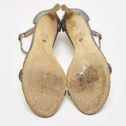 مملوكة مسبقًا Stuart Weitzman Nudistsong Size 37 Silver Texture Suede Ankle Strap Sandals