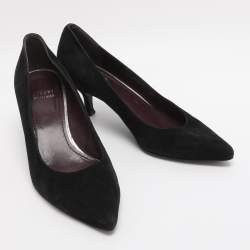 مملوكة مسبقًا Stuart Weitzman Size 39.5 Black Suede Pumps