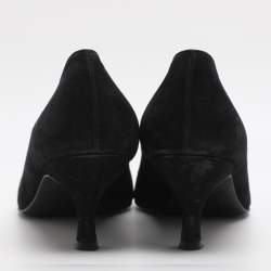 مملوكة مسبقًا Stuart Weitzman Size 39.5 Black Suede Pumps