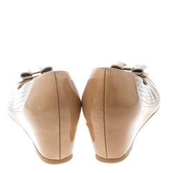 Stuart Weitzman Beige Patent Leather The Belle Perforated Detail Ballet Pumps Size 39
