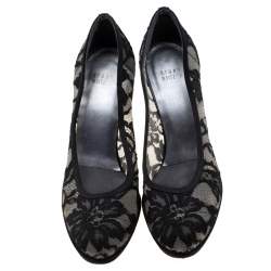 Pre Owned Stuart Weitzman Black Lace And Satin Pumps Size 39.5