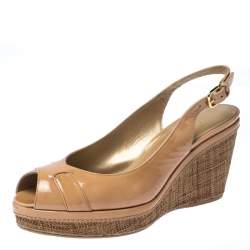 Stuart Weitzman Beige Patent Leather Peep Toe Wedge Sandals Size 40.5