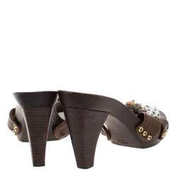 Stuart Weitzman Brown Leather Conch Shell And Bead Embellished Wooden Platform Sandals Size 37