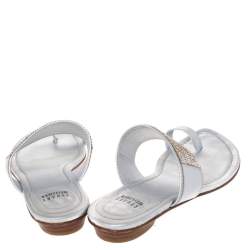 Pre Owned Stuart Weitzman Silver Leather Crystal Embellished Toe Ring Flats Size 37.5