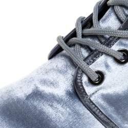 Pre Owned Stuart Weitzman Metallic Blue Velvet Crystal Embellished Heel Combat Boots Size 37