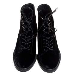 Pre Owned Stuart Weitzman Black Velvet Ankle Boots Size 39.5