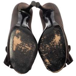 Pre Owned Stuart Weitzman Dark Brown Satin Gigiritz Peep Toe Pumps Size 36.5