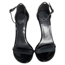 مملوكة مسبقًا صندل ستيوارت وايتزمان نوديستسونغ 105 جلد لامع أسود مقاس 39.5