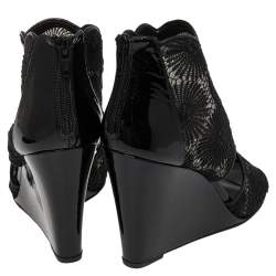 Pre Owned Stuart Weitzman Black Lace And Patent Leather Wedge Ankle Boots Size 38.5