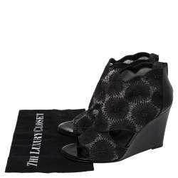 Pre Owned Stuart Weitzman Black Lace And Patent Leather Wedge Ankle Boots Size 38.5