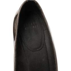 Pre Owned Stuart Weitzman Brown Patent Leather Buckle Detail Round Toe Wedge Pumps Size 40