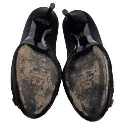 Pre Owned Stuart Weitzman Black Satin Crystal Embellished Bow Peep Toe Pumps Size 38