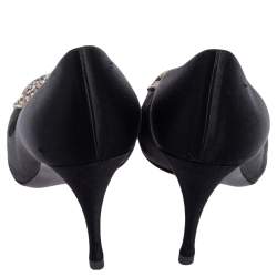 Pre Owned Stuart Weitzman Black Satin Crystal Embellished Bow Peep Toe Pumps Size 38