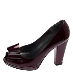 Stuart Weitzman Burgundy Patent Leather Peep Toe Bow Pumps Size 38