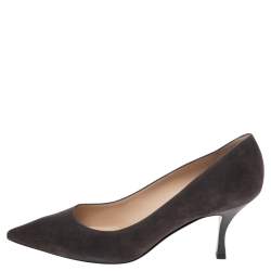 Stuart Weitzman Dark Grey Suede Leigh Pointed Toe Pumps Size 39
