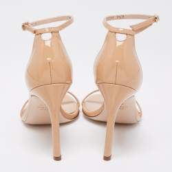 مملوكة مسبقًا صندل ستيوارت وايتزمان نوديستونغ جلد بيج لامع بحزام للكاحل مقاس 35.5