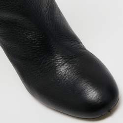 Stuart Weitzman Black Leather Ankle Length Boots Size 37.5