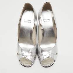 Pre Owned Stuart Weitzman Silver Leather Peep Toe Pumps Size 37.5