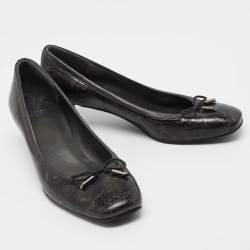 Pre Owned Stuart Weitzman Black Embossed Leather Bow Pumps Size 41