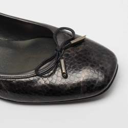 Pre Owned Stuart Weitzman Black Embossed Leather Bow Pumps Size 41