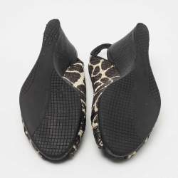 Stuart Weitzman Black/White Raffia Wedge Sandals Size 40