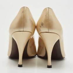 Stuart Weitzman Beige Patent Leather Pumps Size 36