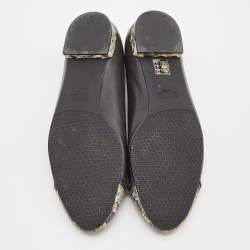 Stuart Weitzman Grey/Beige Leather and Snakeskin Embossed Leather Chain Detail Ballet Flats Size 38.5