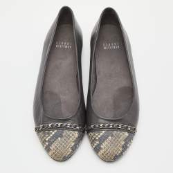Stuart Weitzman Grey/Beige Leather and Snakeskin Embossed Leather Chain Detail Ballet Flats Size 38.5