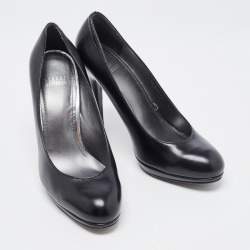 Pre Owned Stuart Weitzman Black Leather Platform Pumps Size 38.5