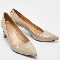 Stuart Weitzman Grey Patent Leather Pointed Toe Pumps Size 37