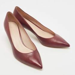 Stuart Weitzman Burgundy Leather Pointed Toe Pumps Size 39