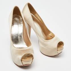 Stuart Weitzman Beige Satin Platform Peep Toe Pumps Size 37