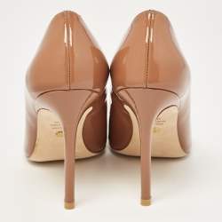 Stuart Weitzman Beige Patent Pointed Toe Pumps Size 38.5