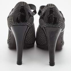 Stuart Weitzman Black/Grey Patent Leather and Plaid Wool Marianne Pumps Size 38