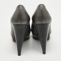 Stuart Weitzman Metallic Grey Leather Platform Pumps Size 38