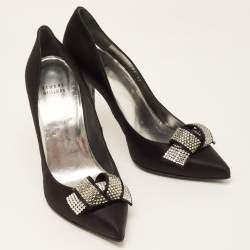 Pre Owned حذاء كعب عالي ستيوارت وايتزمان مقدمة مدببة مرصع كريستال ساتان أسود مقاس 39